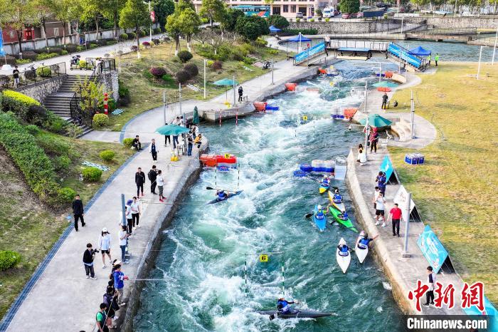 2025国际皮划艇激流回旋世界积分赛暨全国冠军赛