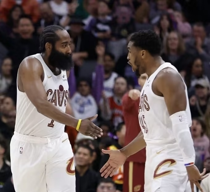 湖人锁定西部前三硬仗检验争冠实力